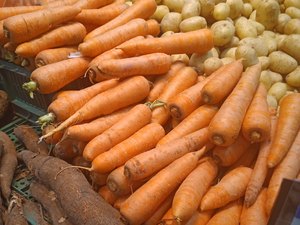 Cenoura se torna o novo vilão na feira do maceioense, aponta IBGE