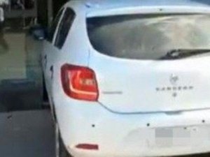 Homem tenta invadir agência bancária com carro após cobrança de dívida