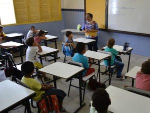 Calendário escolar deste ano pode se estender até 2021