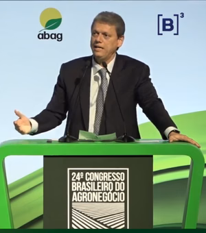 Em evento do agronegócio, Tarcísio cobra telefonema de Lula a Trump