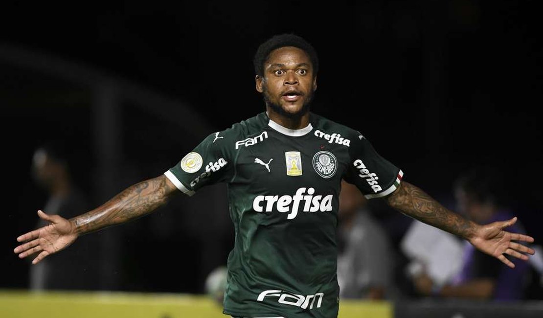 Palmeiras supera o Vasco e segue vivo na briga pelo título