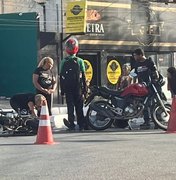 Colisão entre duas motocicletas deixa feridos no bairro da Pajuçara, em Maceió