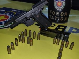 PM prende suspeito roubar arma e atirar contra sargento em Maceió