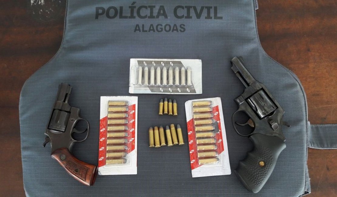 Homem é preso por porte ilegal de arma de fogo na feira da troca em Arapiraca
