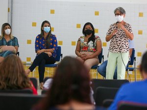 Juíza se reúne com diretores e conselheiros tutelares para explicar sobre vacinação infantil
