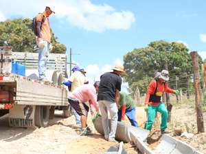 Prefeitura promove melhorias em estrada vicinal entre São Sebastião e Malhada da Onça