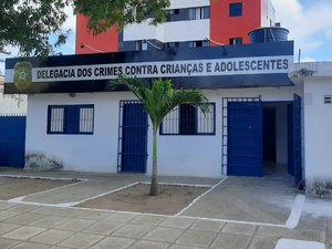 Homem que adquiria e armazenava imagens com pornografia infantil é preso em Maceió