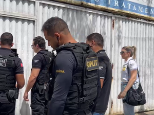Polícia prende responsável por clínica psiquiátrica e resgata 11 pessoas em Maceió