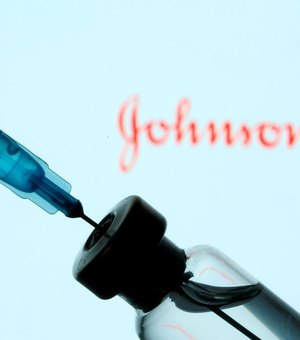 Agência europeia apura casos de coágulos após vacina da Johnson