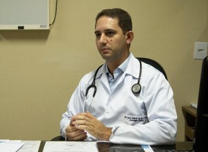 Oncologista tira dúvidas sobre vacina contra Covid-19 em pacientes com câncer
