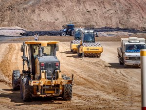 Primeiro trecho da rodovia da AL-102 atinge 80% das obras