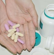 Nutricionista do Hospital Ib Gatto Falcão orienta sobre cuidados com antibióticos