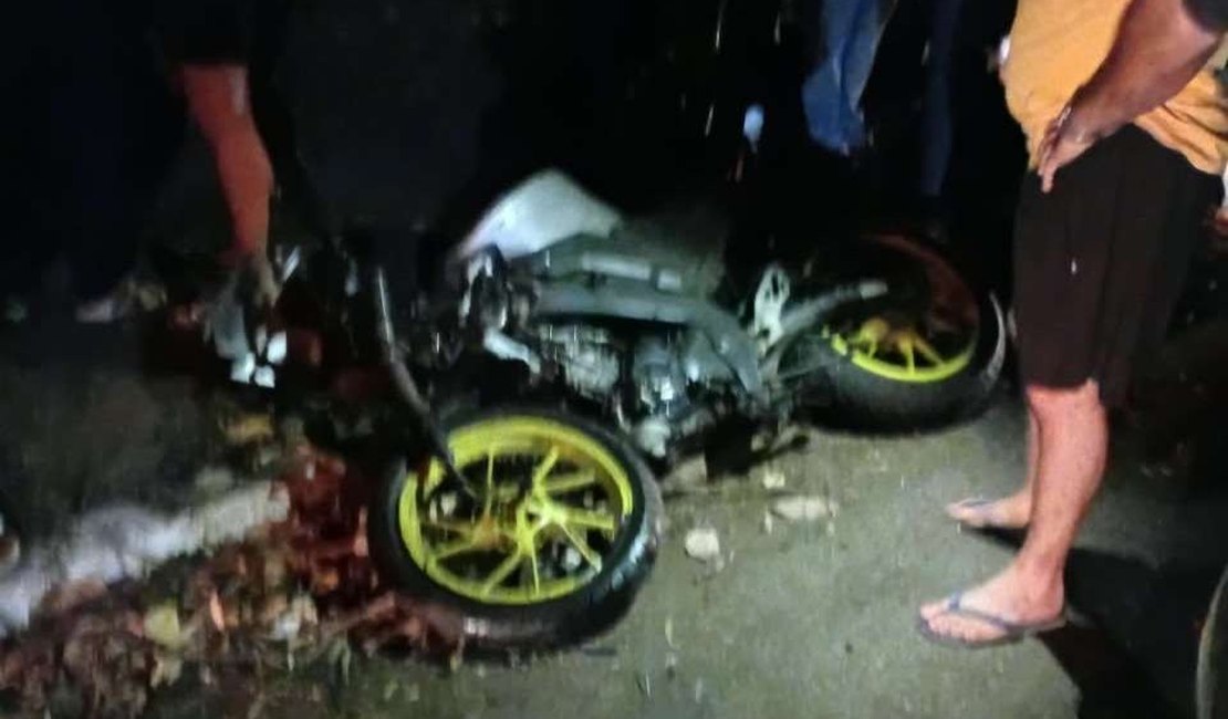 Dois jovens morrem após colisão entre motos na BR-316, em Estrela de Alagoas