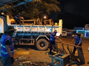 Convívio Social remove estruturas irregulares na feirinha do Tabuleiro