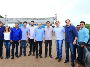 Ministro Marx Beltrão desenvolve ações pelo Sertão de Alagoas 