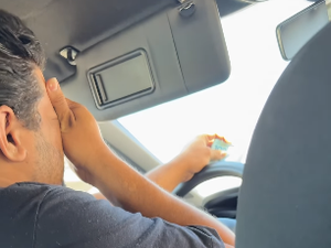 Passageira tem ato de empatia com Uber e vídeo emociona internautas