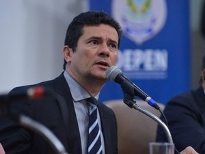 Moro diz que campanha contra Lava Jato 'beira o ridículo'