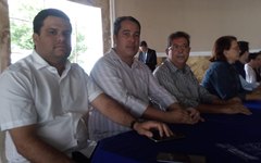 Vereadores participam de solenidade para sanção de lei que anistia agricultores 