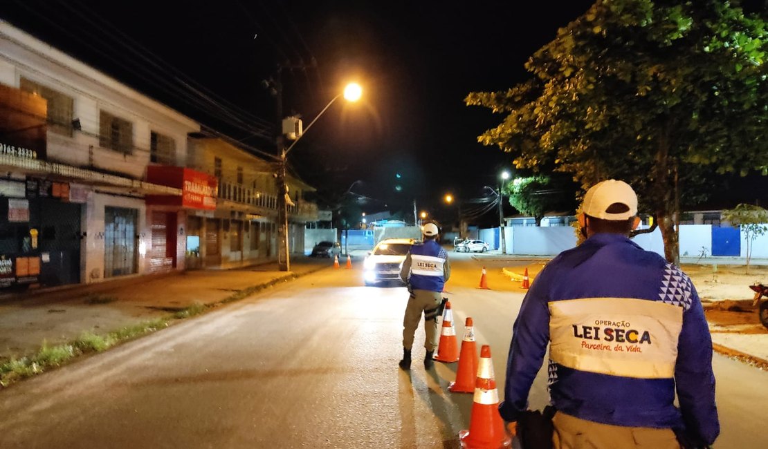 Homem é preso em flagrante por embriaguez ao volante durante Blitz em Maceió