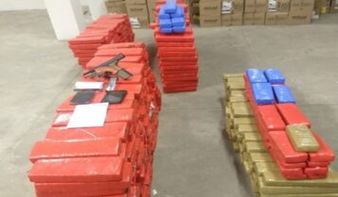 [Vídeo] 600 kg de maconha que viriam para Alagoas é interceptada pela polícia em Propriá (SE)