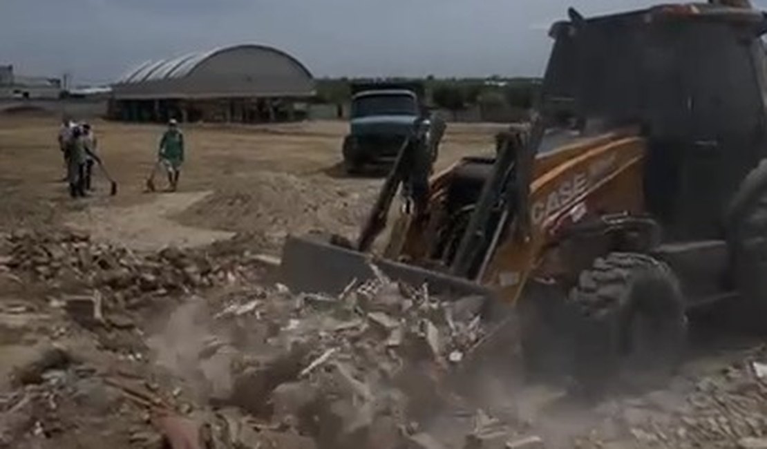 Prefeitura inicia construção do Complexo Esportivo em povoado de  Major Izidoro