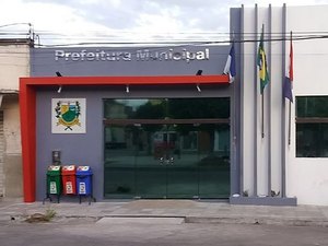 Justiça proíbe que prefeito de cidade sertaneja aumente seu próprio salário em mais de 30%