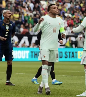 França assume liderança do ranking da Fifa; Brasil cai para 6ª posição