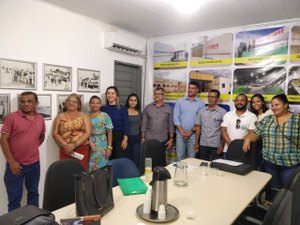 Servidores públicos de Joaquim Gomes denunciam falta de reajuste inflacionário