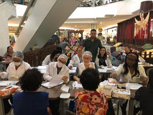 Ação integrada com HU leva prevenção às hepatites a shopping