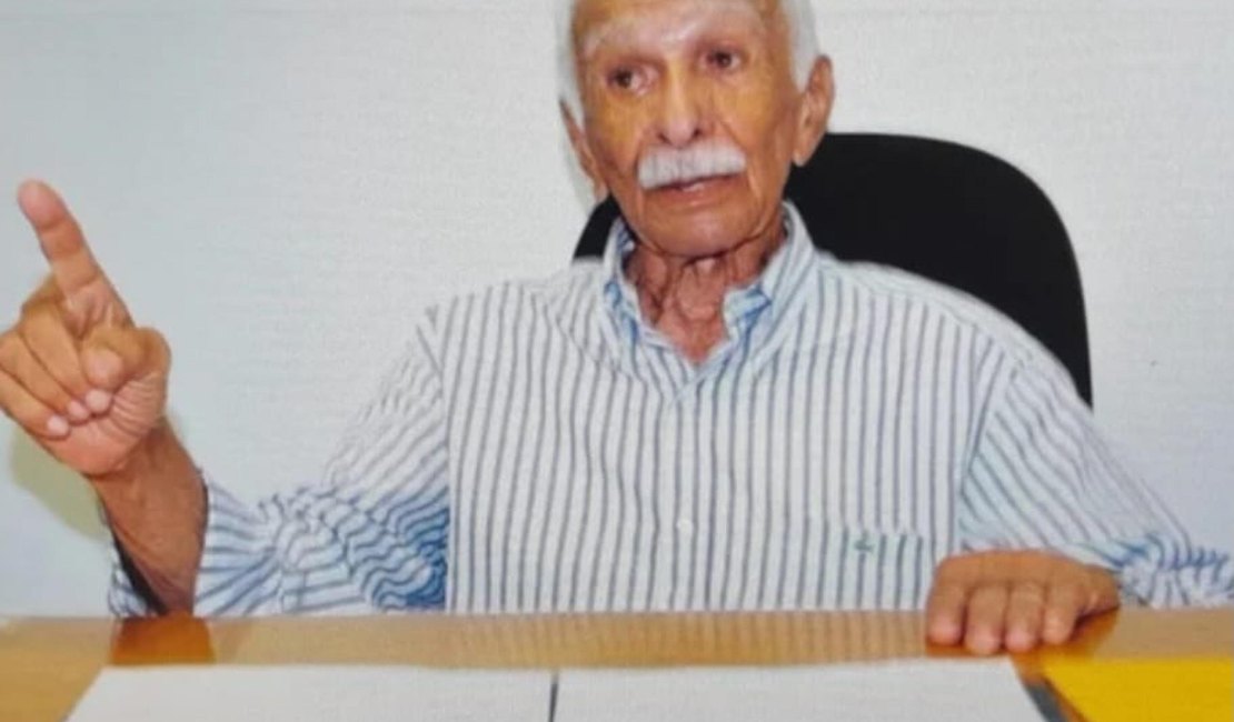 Seduc celebra legado do educador Moacir Teófilo falecido neste domingo (31)