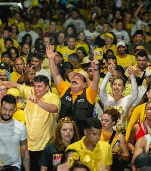 Junto de GG, Carlos Gonçalves reúne multidão de apoiadores pelas ruas de Rio Largo