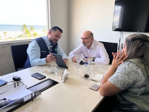 Após reunião com Leonardo Dias, secretário de saúde garante reformas em Unidades de Saúde Familiar