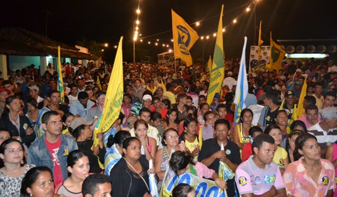 Dinho é recebido com muita alegria no Povoado Logradouro