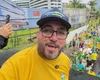 Leonardo Dias e manifestantes se mobilizam a favor da anistia em Maceió