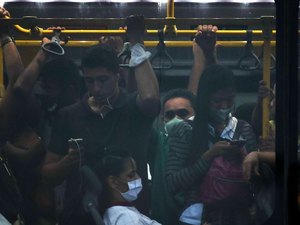 Mais de 70% dos brasileiros acham que pandemia piorou, revela pesquisa