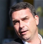 Flávio Bolsonaro diz que 'videozinho' dele com Vorcaro pode ser vazado