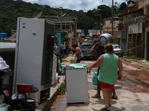 Sobe para 49 número de mortos em Juiz de Fora e Ubá