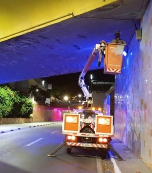Maceió ganha iluminação azul em apoio à prevenção do câncer de próstata