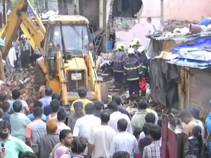 Desabamento de edifício em Mumbai deixa pelo menos 11 mortos