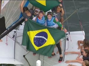 Martine Grael e Kahena garantem ouro na vela