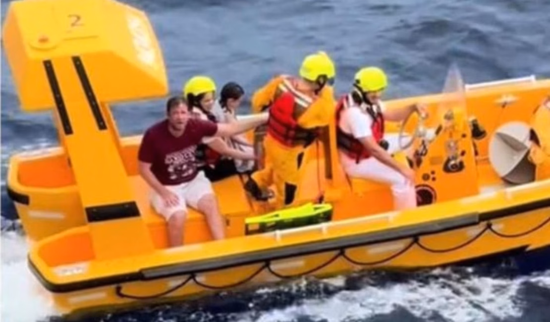 Criança pula de cruzeiro da Disney e pai se joga no mar para salvá-la