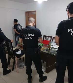 Juros de Sangue: operação prende morador da Ponta Verde suspeito de agiotagem, extorsão e de perseguir vítimas