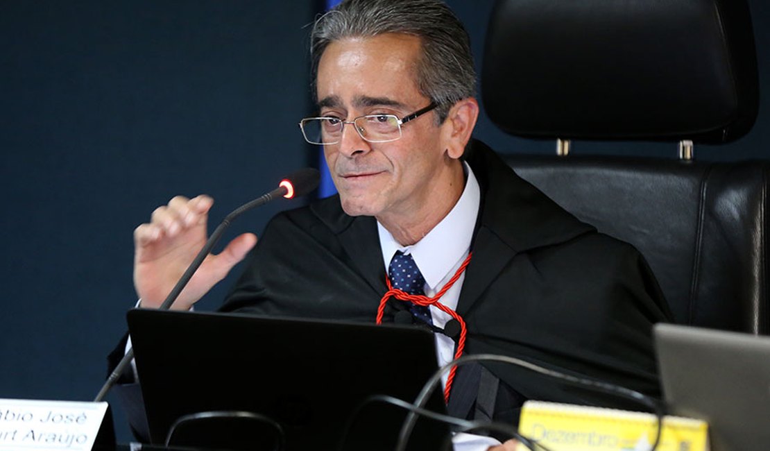 ?Desembargador Fábio Bittencourt assume 1ª Câmara Cível do TJ