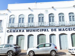 Câmara de Maceió nomeia mais 12 aprovados em concurso em comemoração ao Mês do Servidor