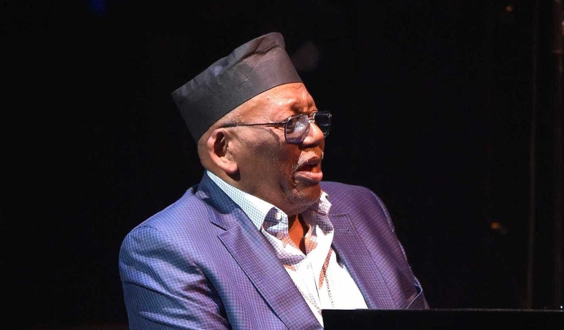 Morre Randy Weston, pianista que buscou raízes africanas do jazz