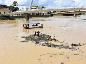 Governo do Acre inicia atendimentos médicos a desabrigados