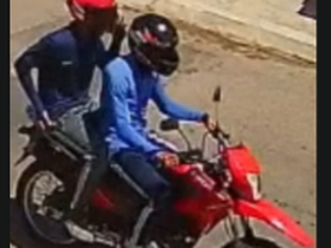 Câmeras registram assalto a capotaria no bairro do Poço, em Maceió