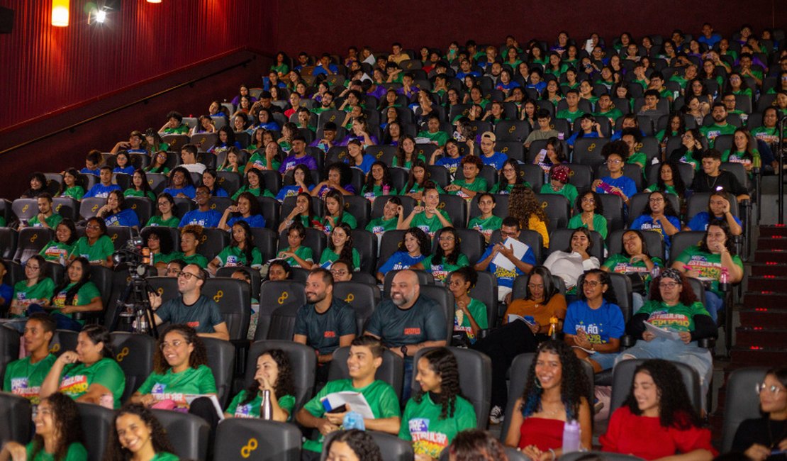 Inscrições abertas: Educar é Massa terá aulões gratuitos para o Enem 2024