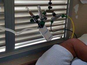 Profissionais de saúde usam 'gambiarra de oxigênio' para socorrer pacientes com Covid-19