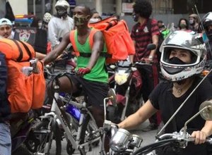 'Adeus, iFood': entregadores tentam criar cooperativa para trabalhar sem patrão